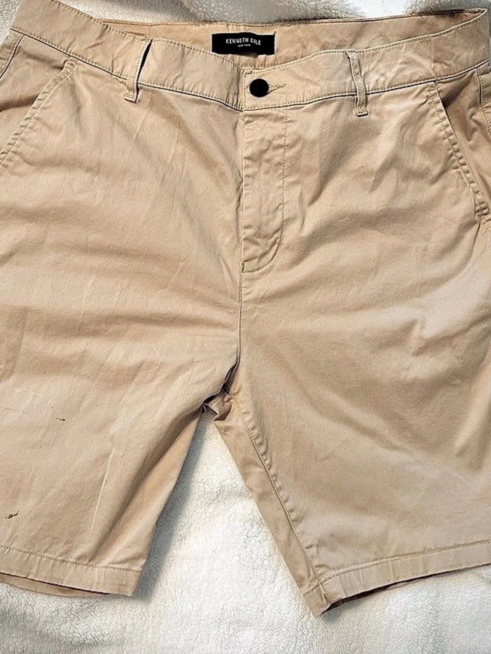 Kenneth Cole men's shorts in Tan Size 36.